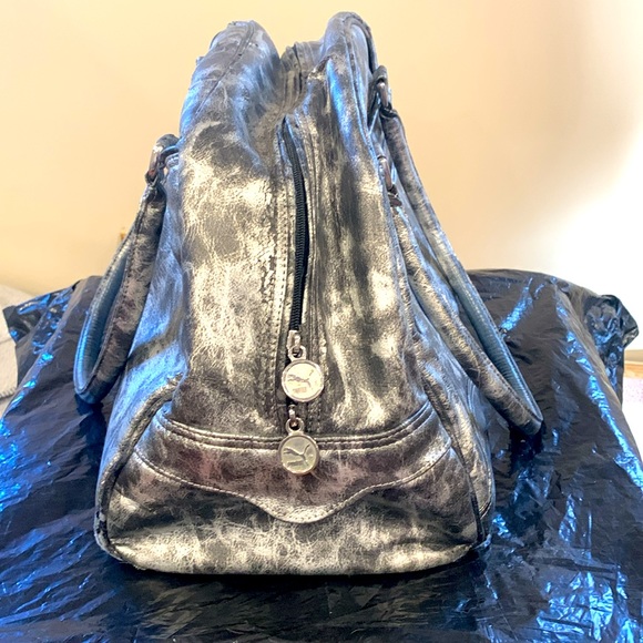 Vintage Puma bag with handles faux leather cheetah silver/black print - Picture 4 of 5